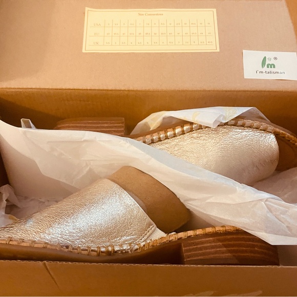 Sofft Nalanie Champagne Slides, NIB, Size 7 - Picture 4 of 6